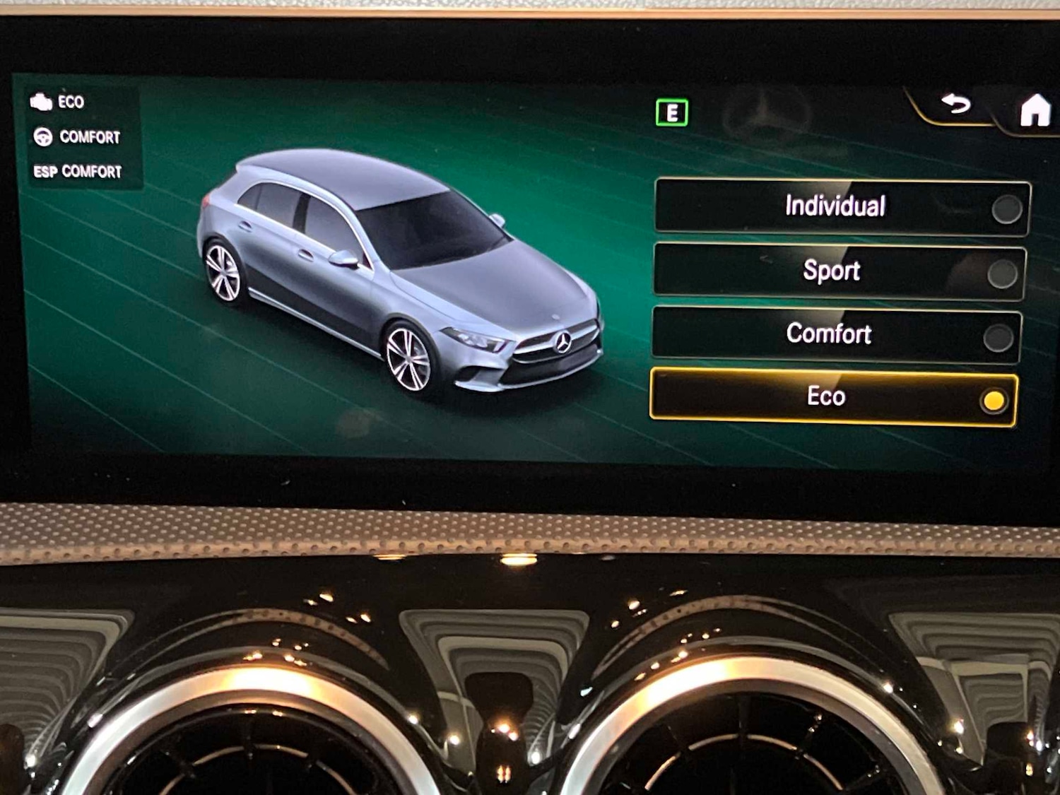 Used Mercedes-Benz A-Class 2019 for sale - 76460327: Photo 29