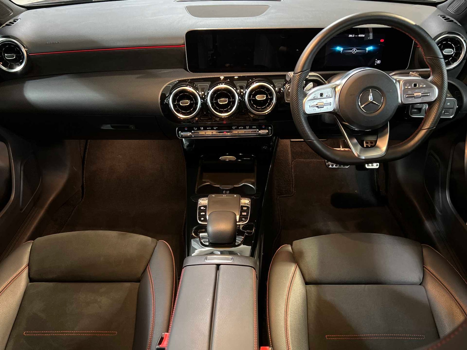 Used Mercedes-Benz A-Class 2019 for sale - 76460327: Photo 3