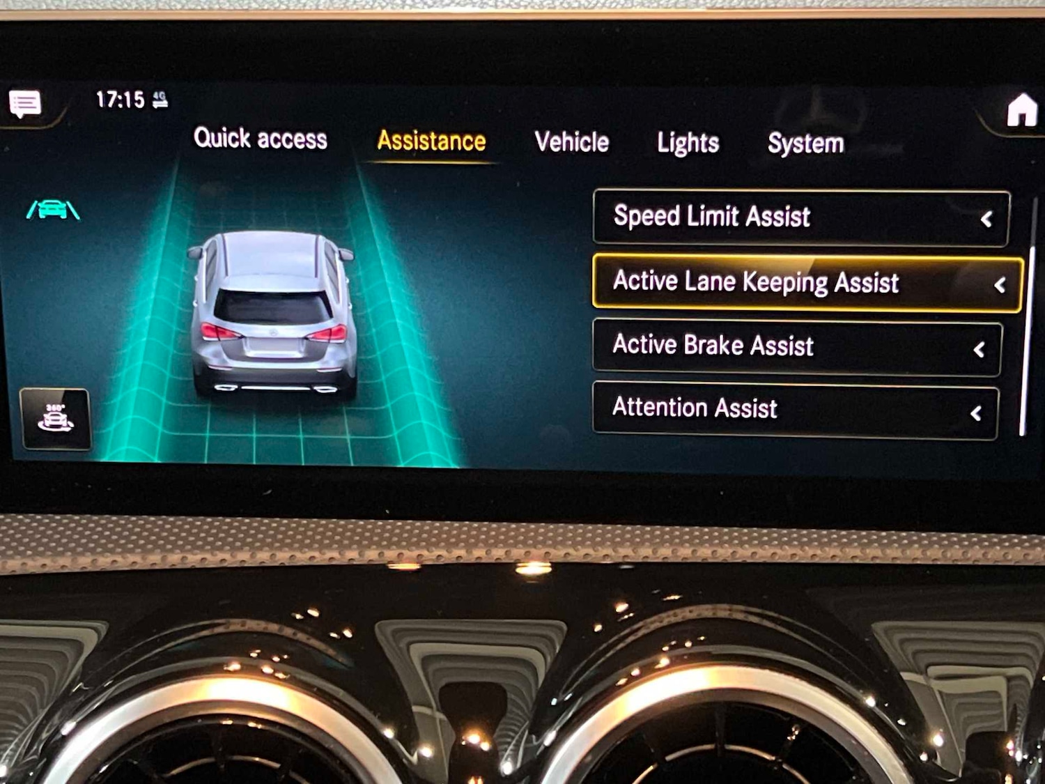 Used Mercedes-Benz A-Class 2019 for sale - 76460327: Photo 31