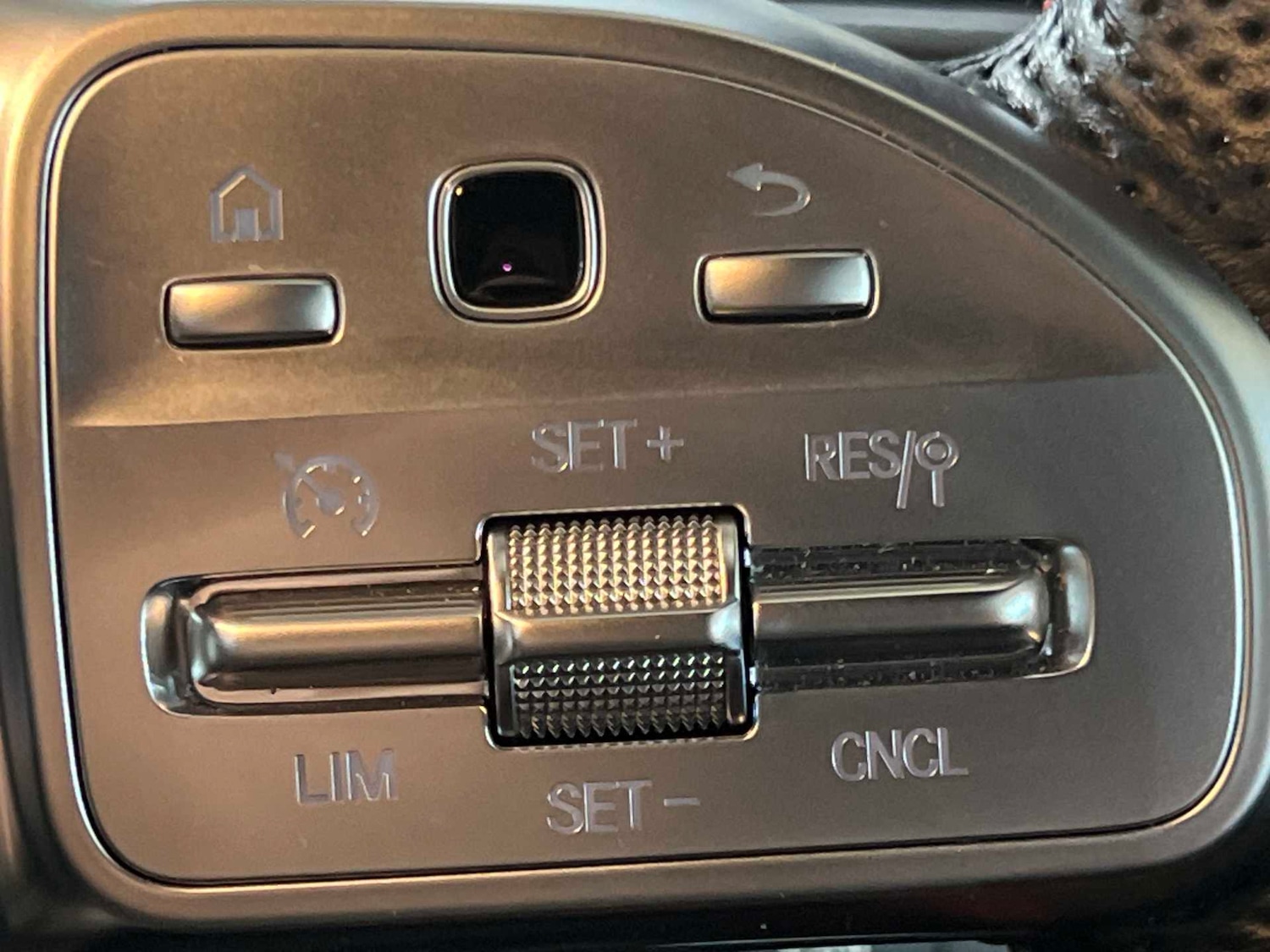 Used Mercedes-Benz A-Class 2019 for sale - 76460327: Photo 33