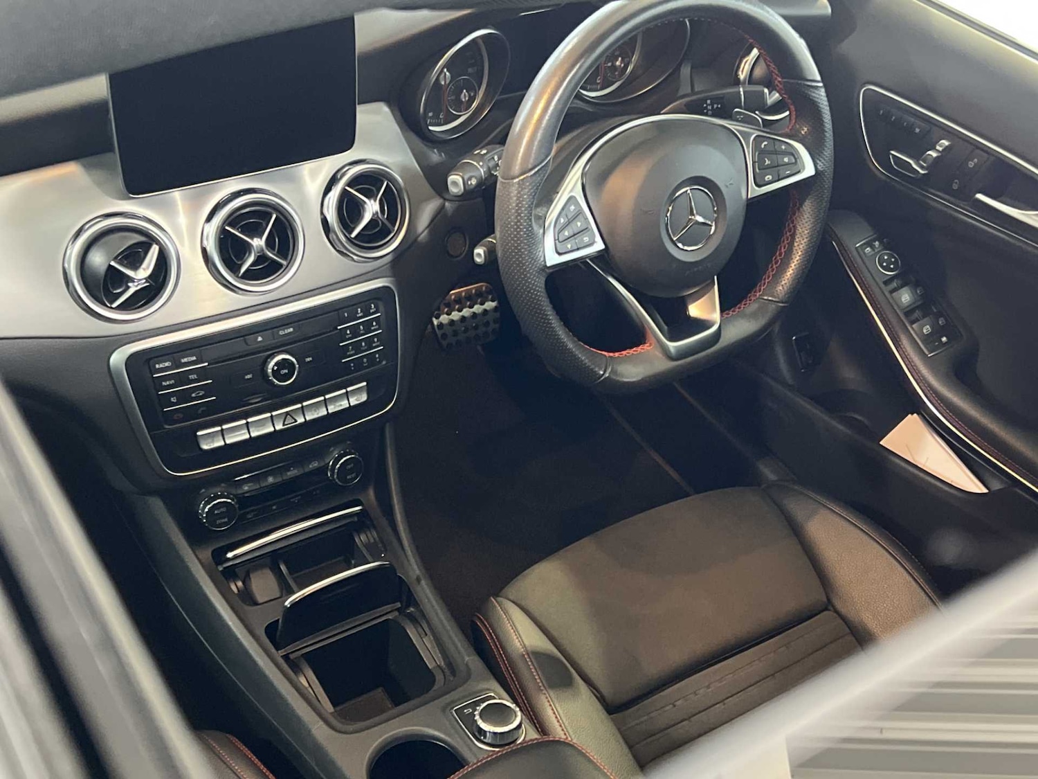 Used Mercedes-Benz GLA 2019 for sale - 76034692: Photo 4