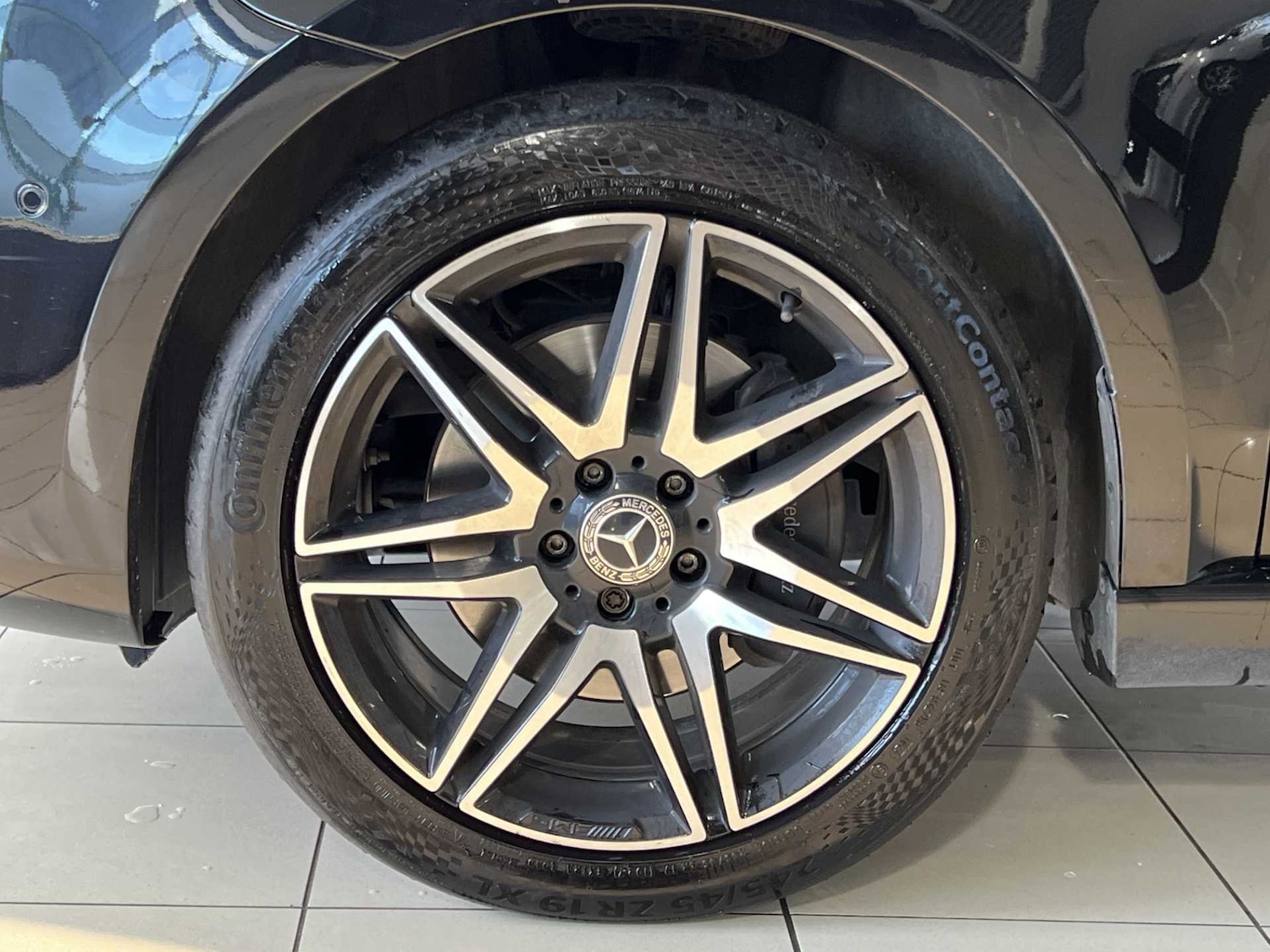 Used Mercedes-Benz V-Class 2023 for sale - 76411268: Photo 11