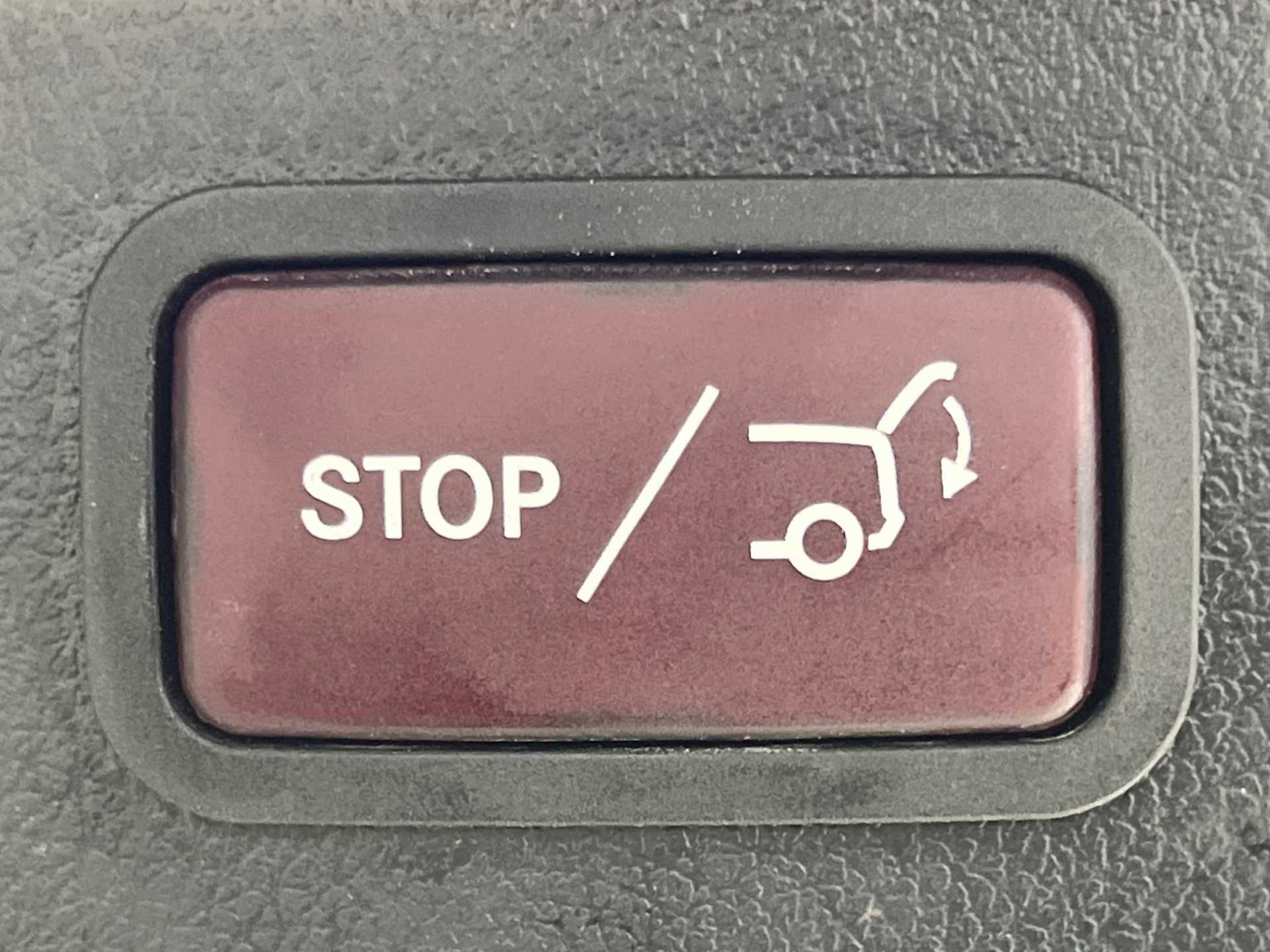 Used Mercedes-Benz V-Class 2023 for sale - 76411268: Photo 14