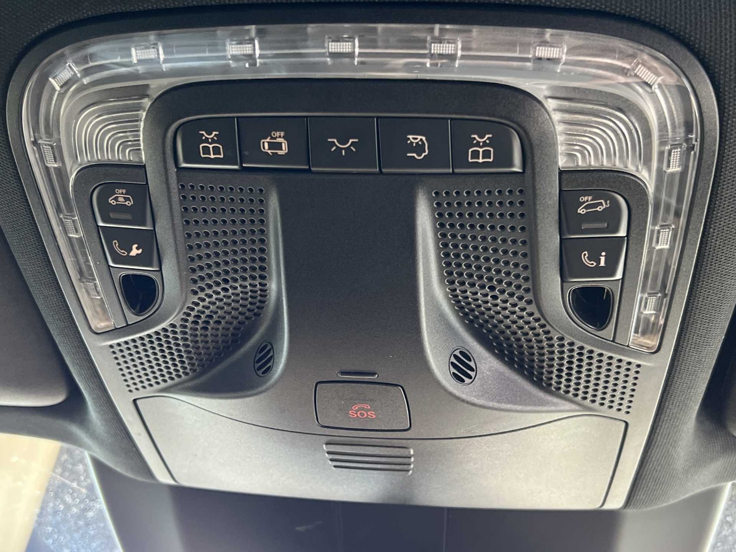 Used Mercedes-Benz V-Class 2023 for sale - 76411268: Photo 28