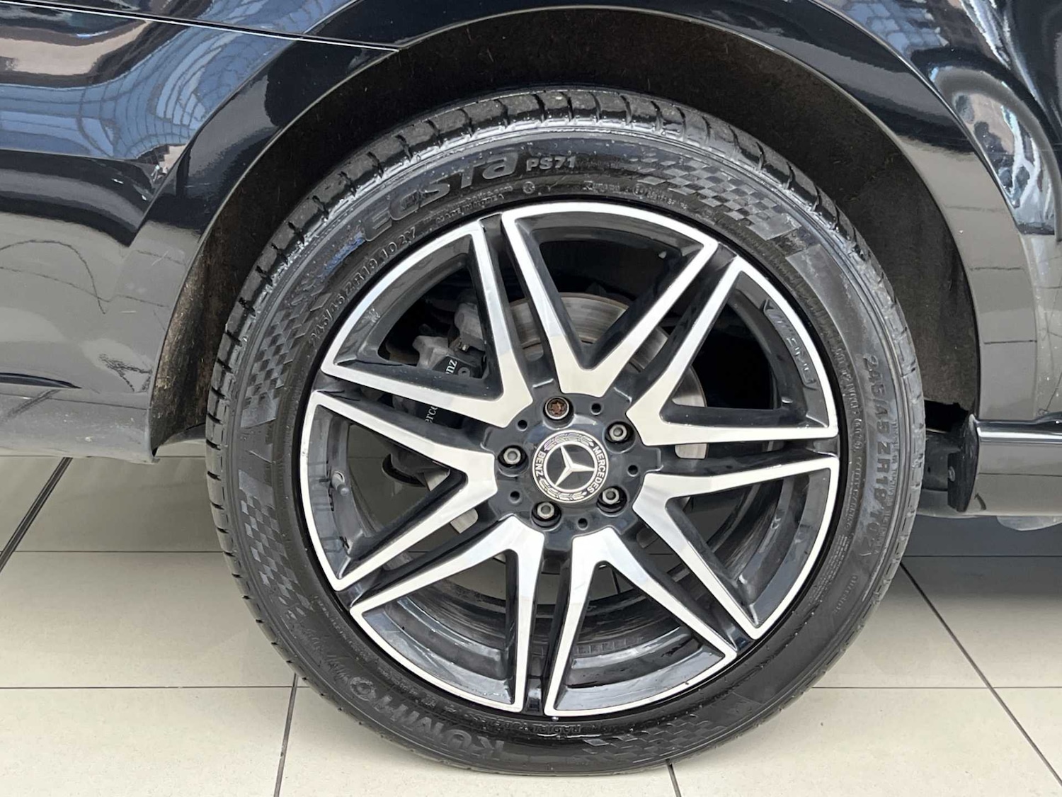 Used Mercedes-Benz V-Class 2023 for sale - 76411268: Photo 9