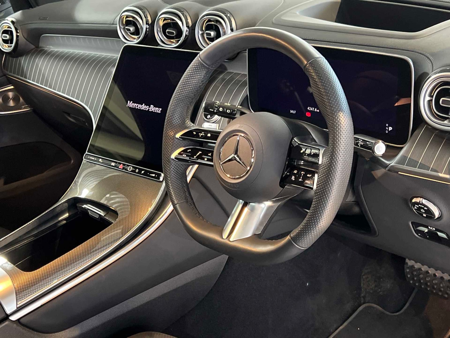 Used Mercedes-Benz GLC 2025 for sale - 77281955: Photo 15