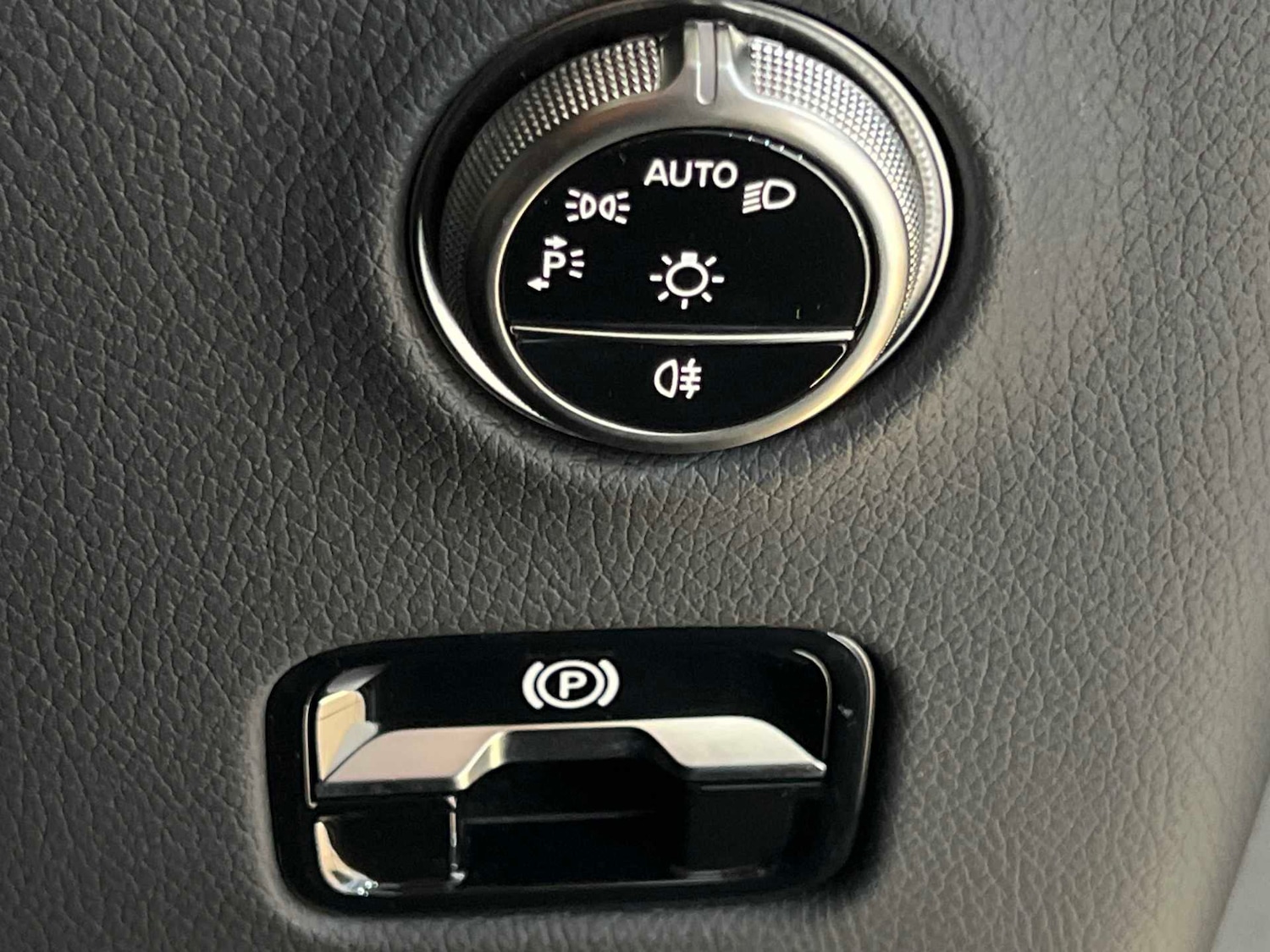 Used Mercedes-Benz GLC 2025 for sale - 77281955: Photo 23