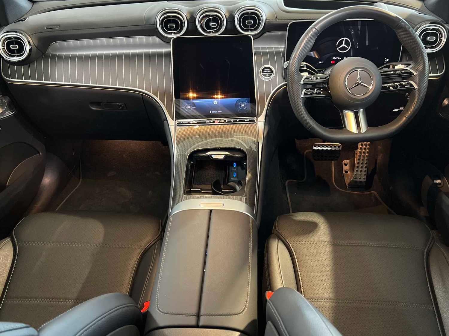 Used Mercedes-Benz GLC 2025 for sale - 77281955: Photo 3