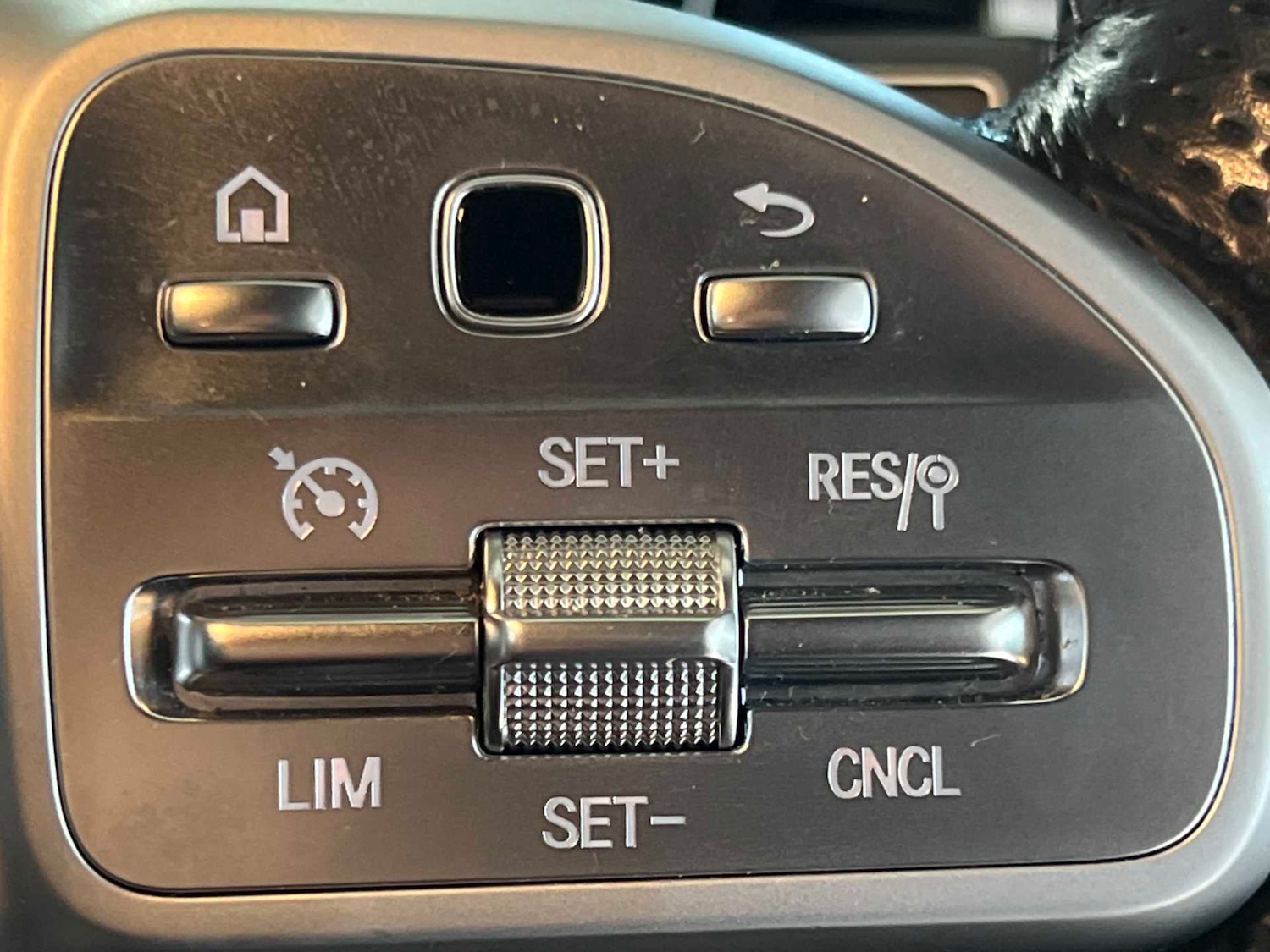 Used Mercedes-Benz GLE 2020 for sale - 77147403: Photo 33