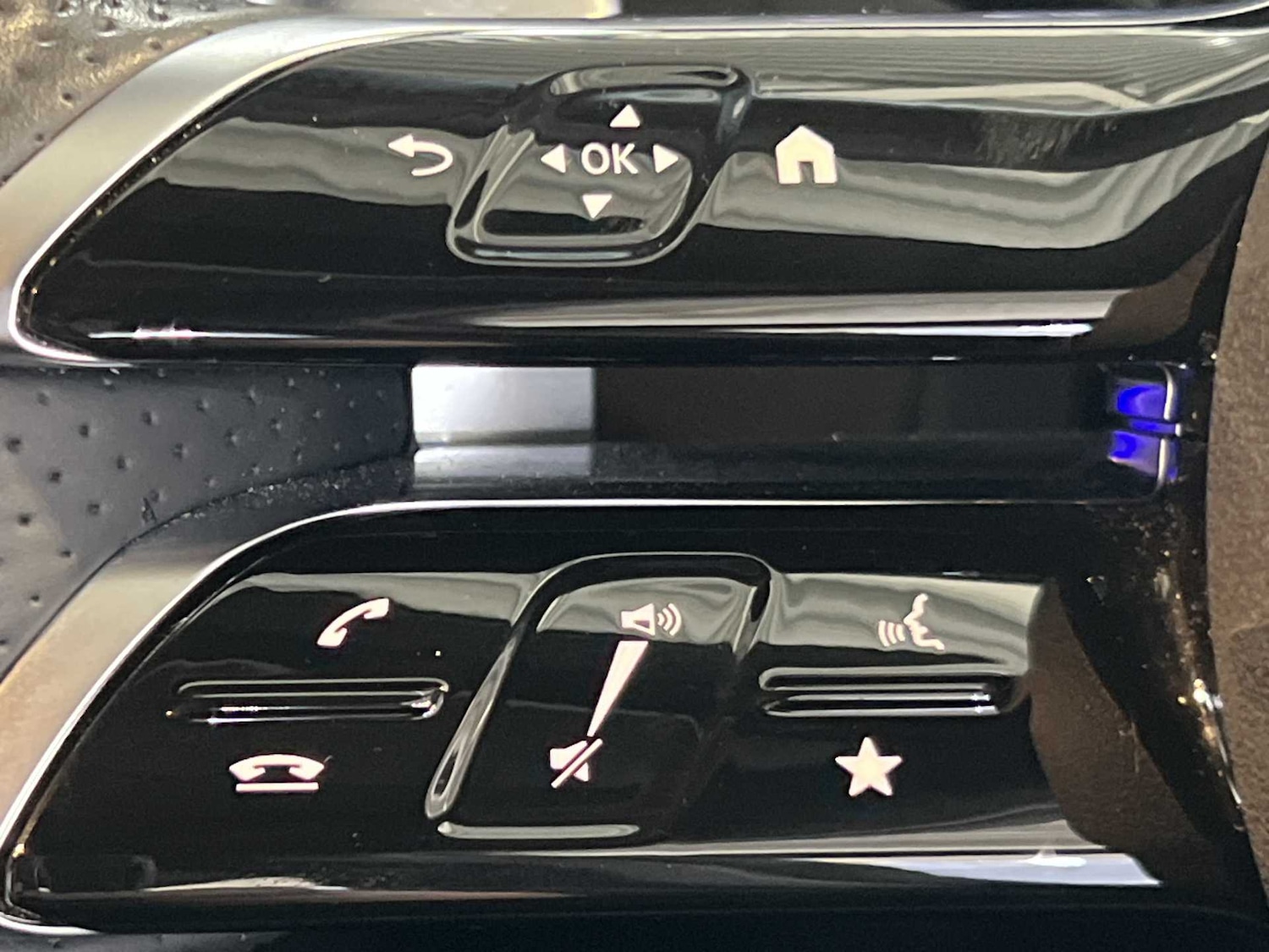 Used Mercedes-Benz GLC 2023 for sale - 78149163: Photo 16