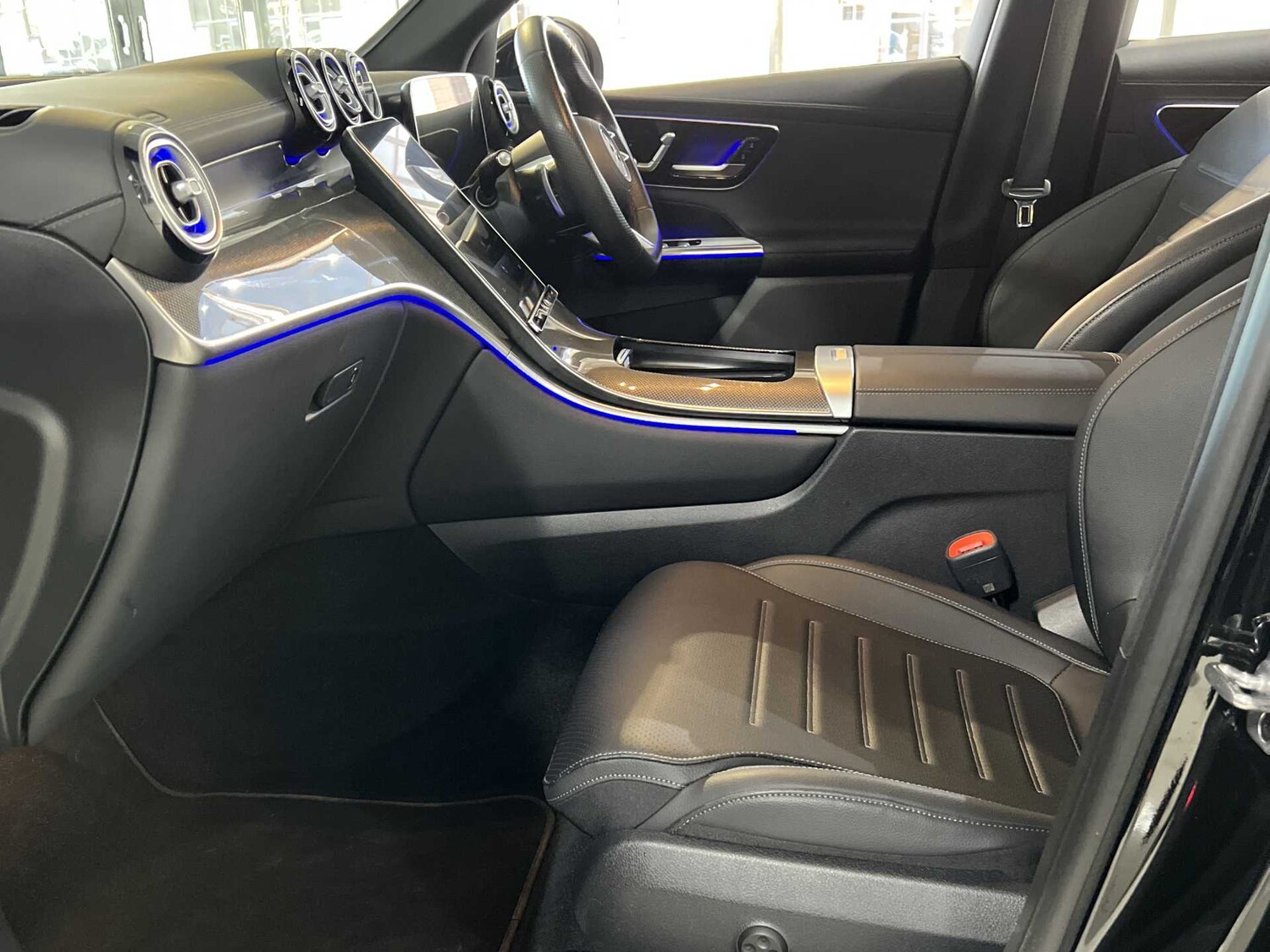 Used Mercedes-Benz GLC 2023 for sale - 78149163: Photo 21