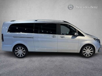 Used Mercedes-Benz V-Class 2025 for sale - 77795592: Photo