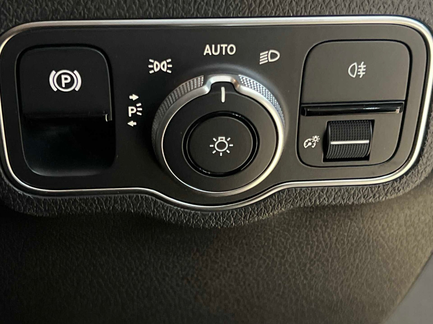 Used Mercedes-Benz EQB 2025 for sale - 77294127: Photo 23