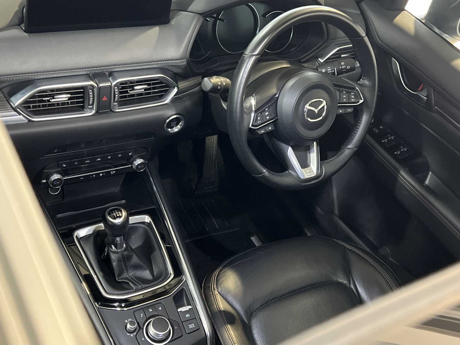 Used Mazda CX-5 2023 for sale - 76624707: Photo 4