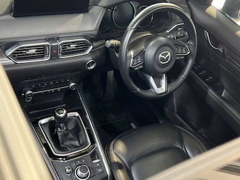 Used Mazda CX-5 2023 for sale - 76624707: Photo