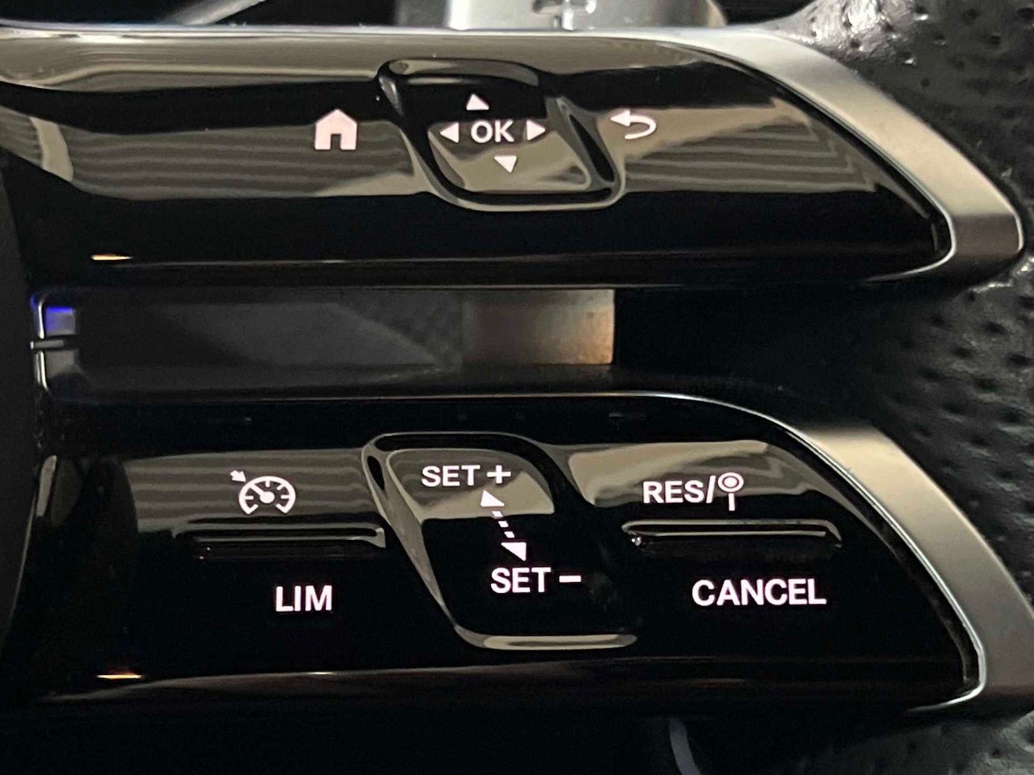 Used Mercedes-Benz C Class 2022 for sale - 77051435: Photo 32