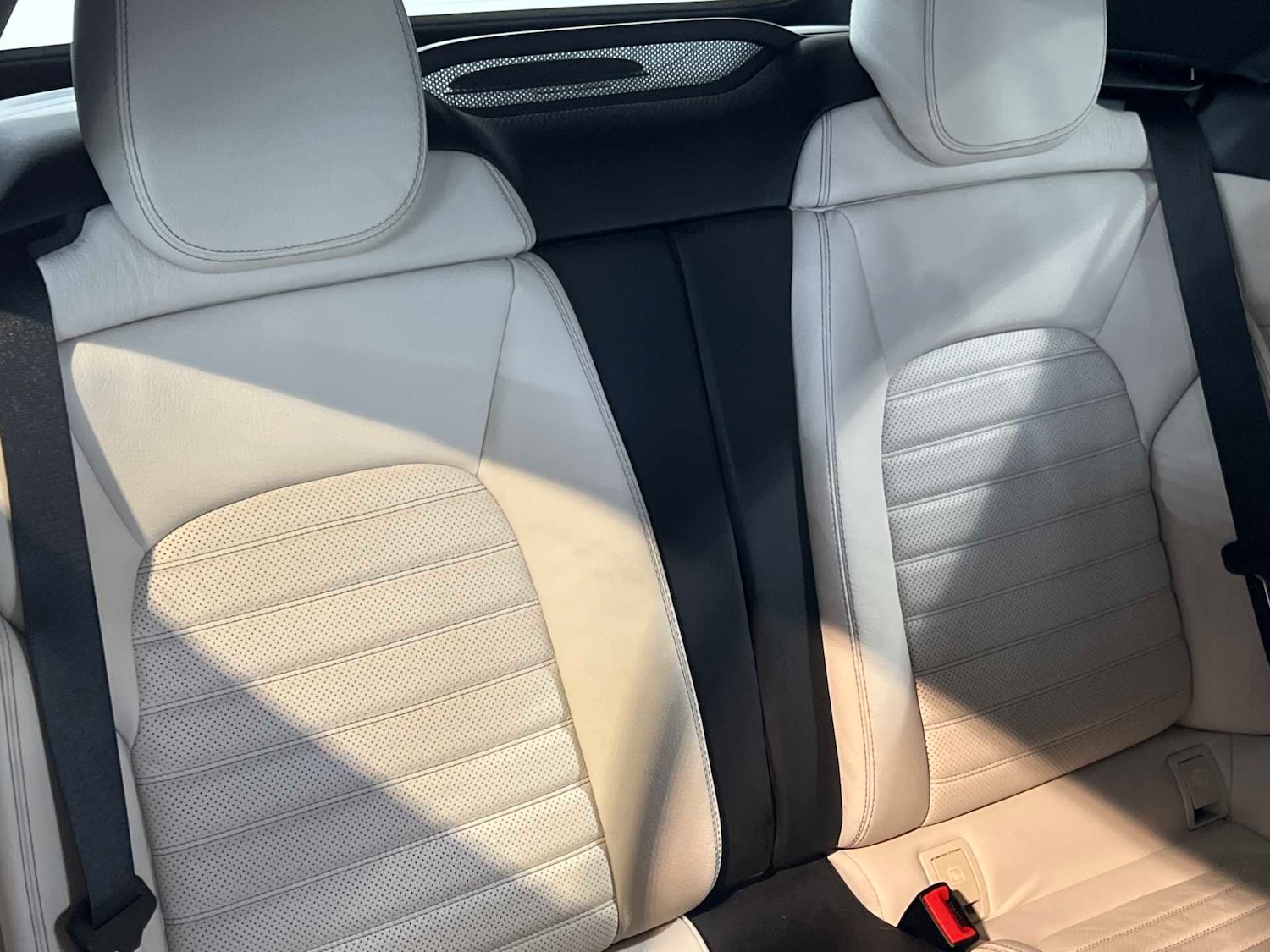 Used Mercedes-Benz C Class 2018 for sale - 77083110: Photo 15