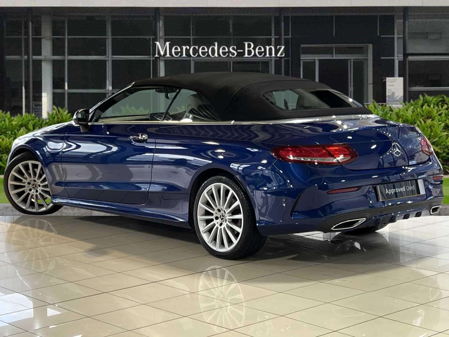 Used Mercedes-Benz C Class 2018 for sale - 77083110: Photo 2