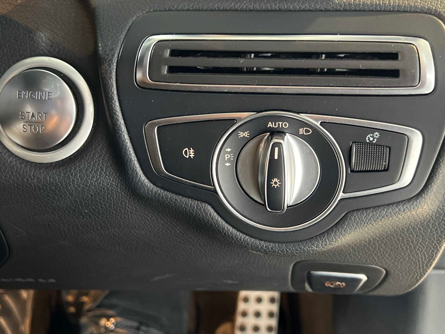 Used Mercedes-Benz C Class 2018 for sale - 77083110: Photo 33