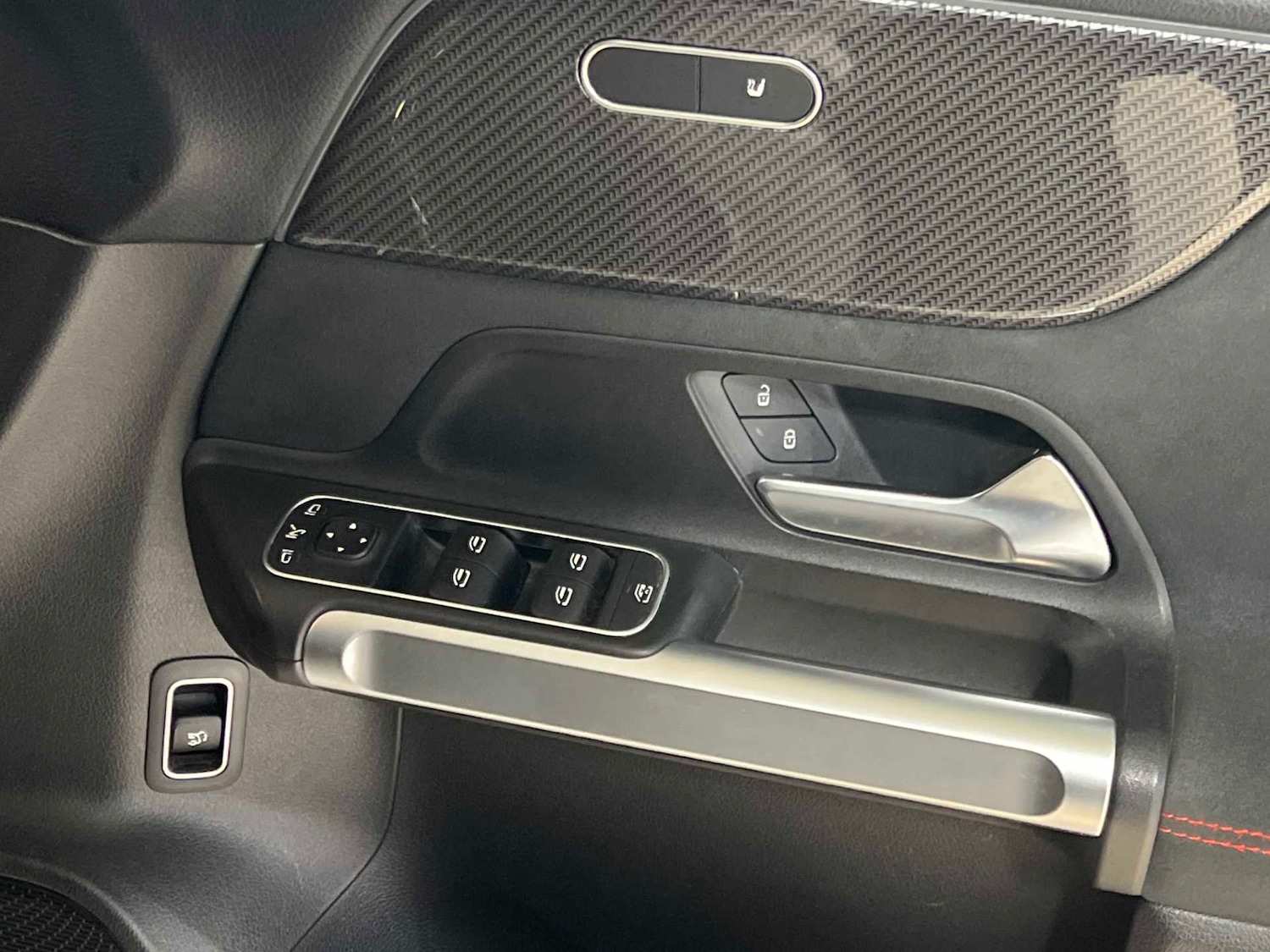 Used Mercedes-Benz GLB 2020 for sale - 77615552: Photo 15