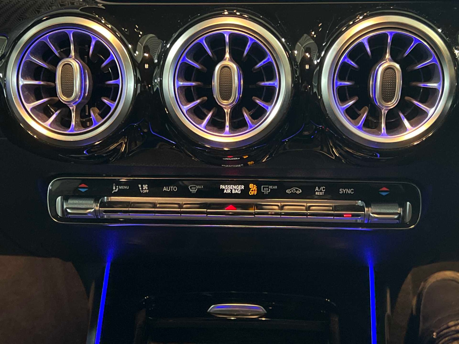 Used Mercedes-Benz GLB 2020 for sale - 77615552: Photo 29