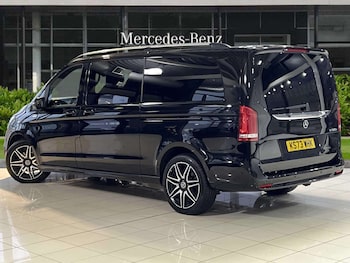 Used Mercedes-Benz V-Class 2023 for sale - 76435638: Photo