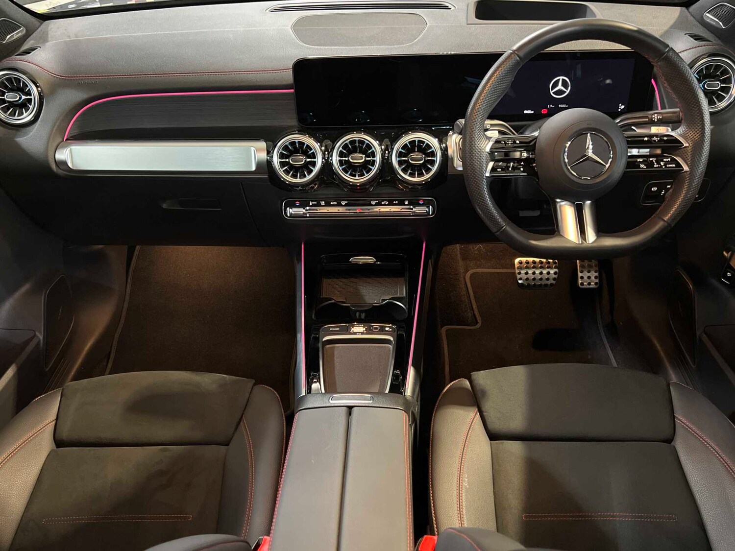 Used Mercedes-Benz EQB 2025 for sale - 76661959: Photo 3