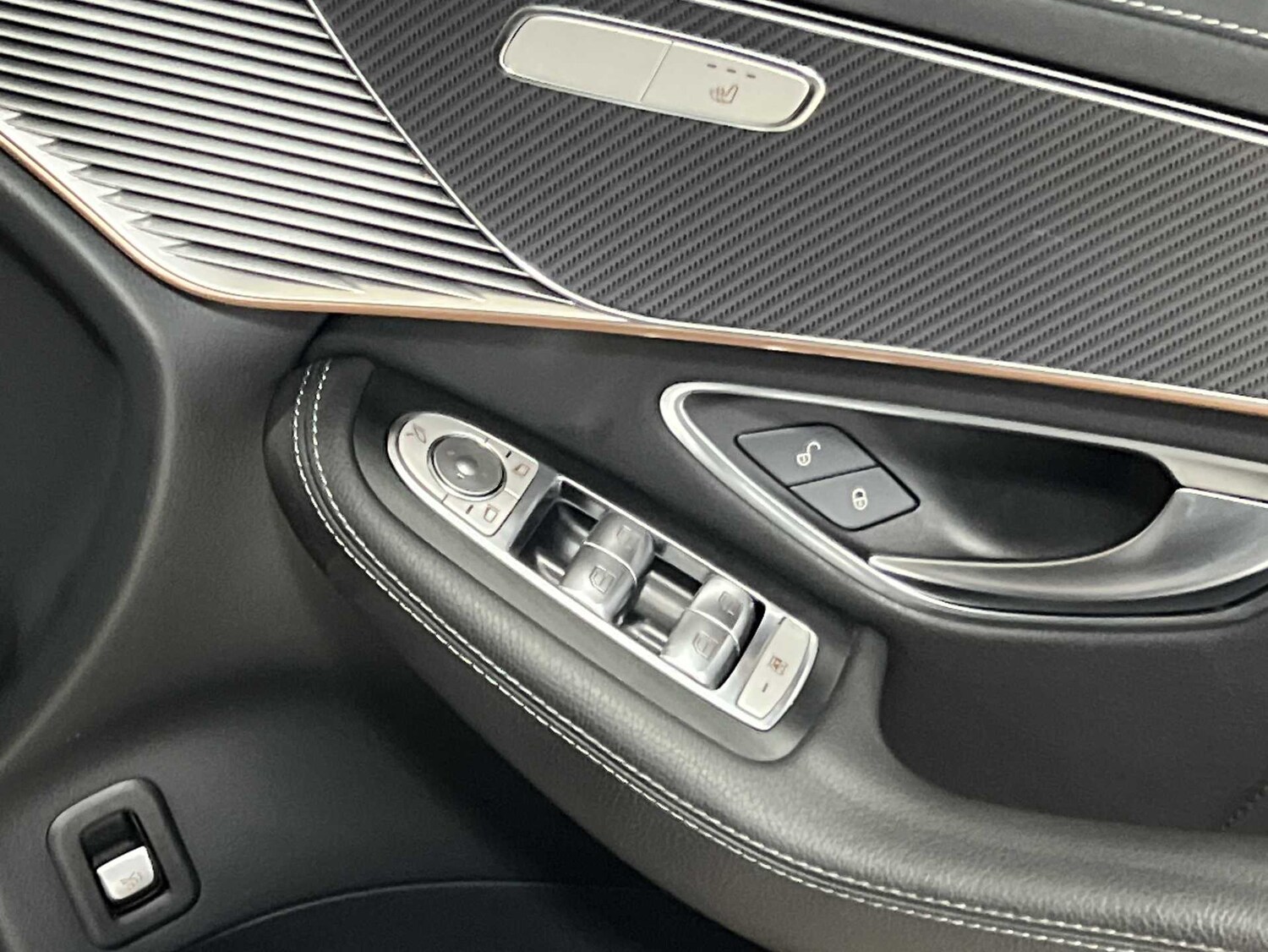 Used Mercedes-Benz EQC for sale - 77661284: Photo 14