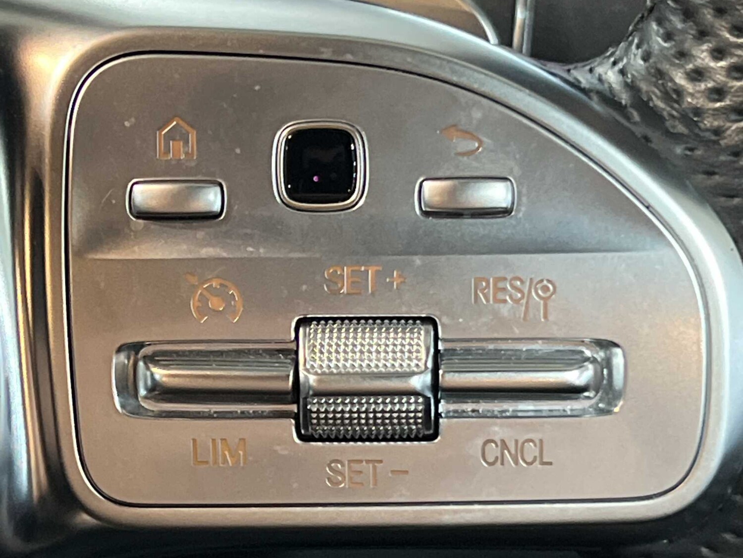 Used Mercedes-Benz EQC for sale - 77661284: Photo 17