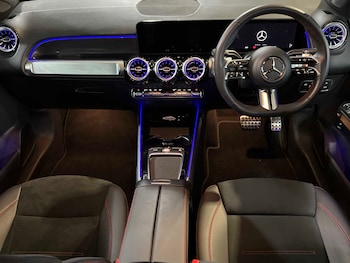 Used Mercedes-Benz GLB 2025 for sale - 77011020: Photo