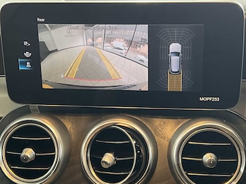 Used Mercedes-Benz GLC 2021 for sale - 77083072: Photo