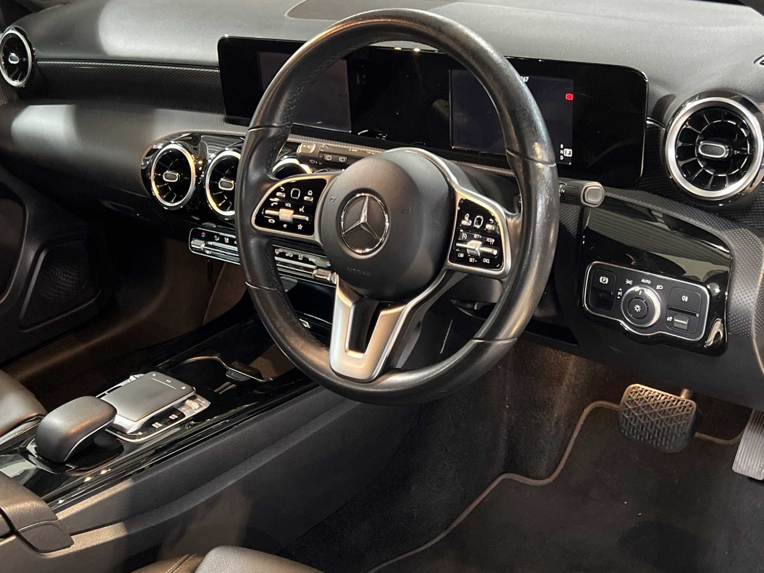 Used Mercedes-Benz A-Class 2019 for sale - 76125732: Photo 13