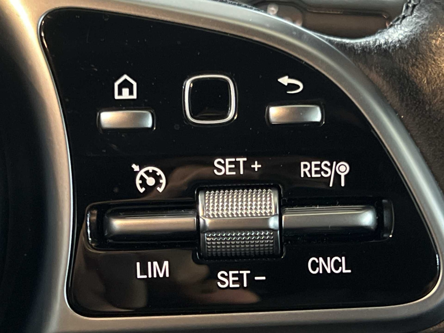 Used Mercedes-Benz A-Class 2019 for sale - 76125732: Photo 33