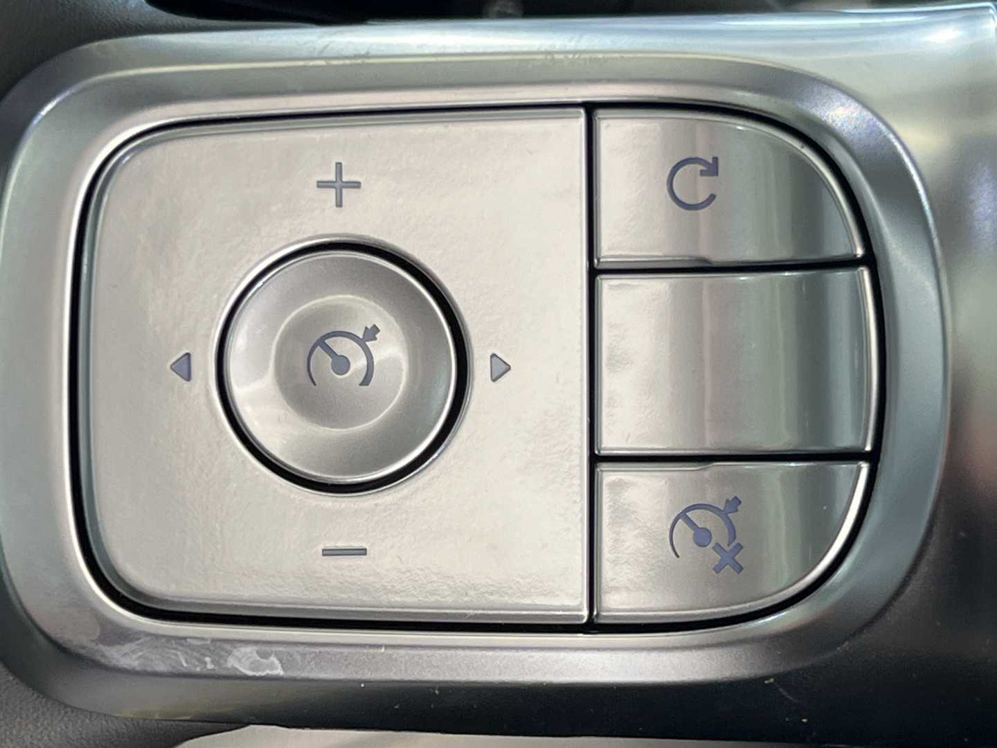 Vehicle 33