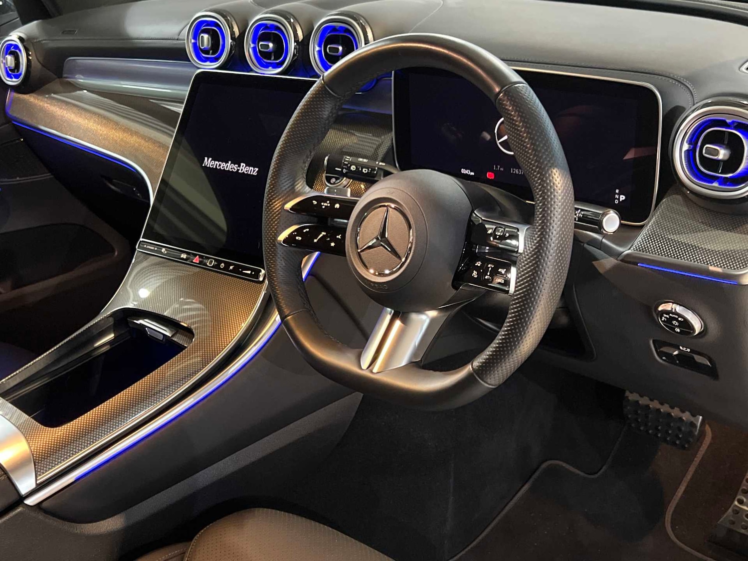 Used Mercedes-Benz GLC 2024 for sale - 76929071: Photo 15