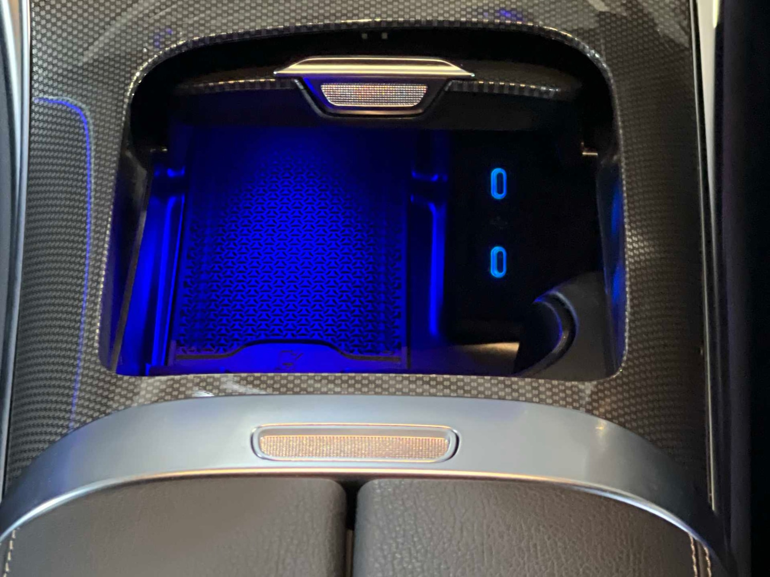 Used Mercedes-Benz GLC 2024 for sale - 76929071: Photo 19