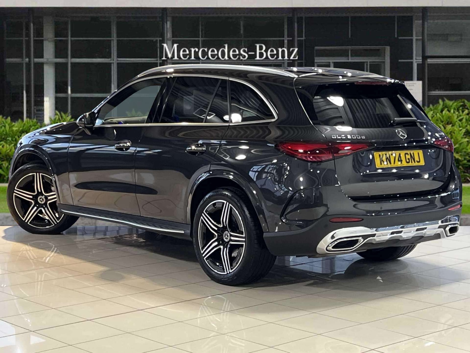Used Mercedes-Benz GLC 2024 for sale - 76929071: Photo 2