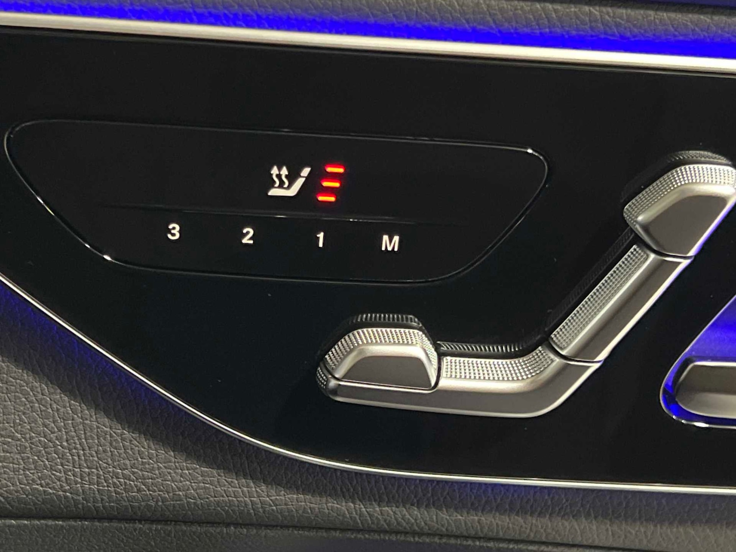 Used Mercedes-Benz GLC 2024 for sale - 76929071: Photo 25