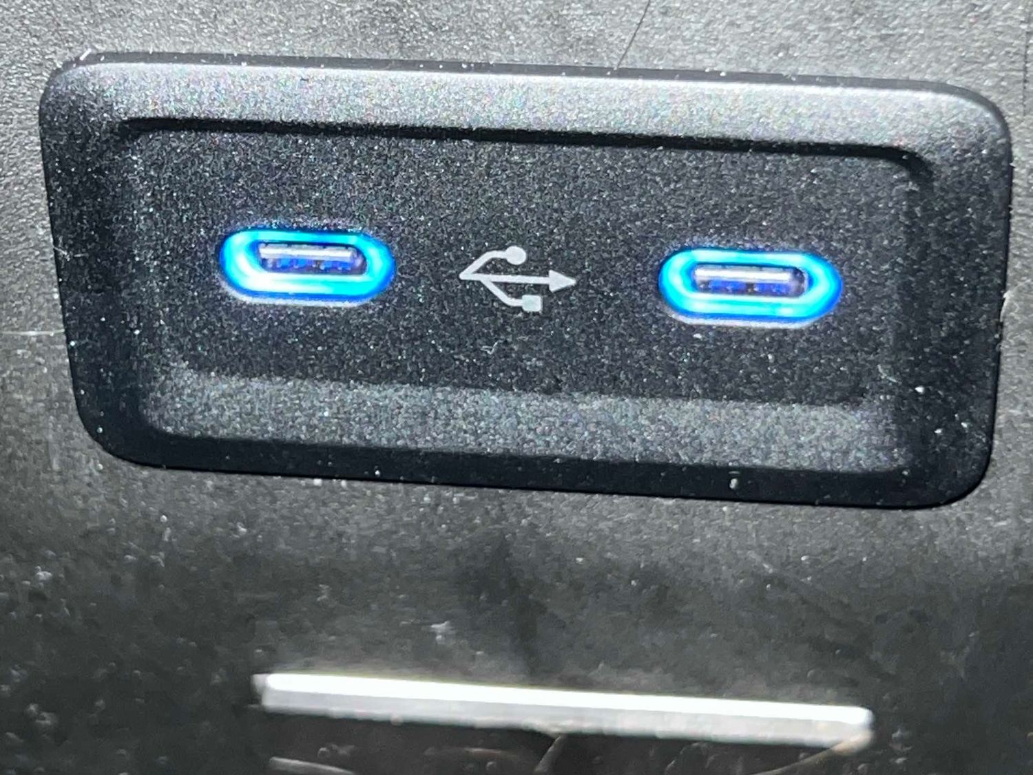 Used Mercedes-Benz GLC 2024 for sale - 76929071: Photo 30