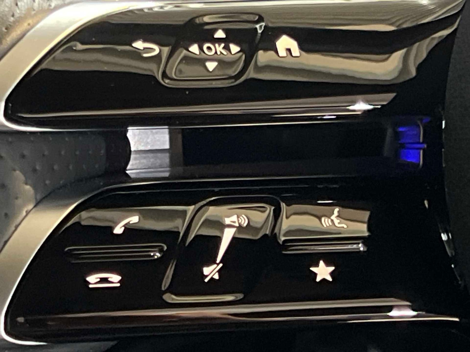 Used Mercedes-Benz GLC 2024 for sale - 76929071: Photo 31