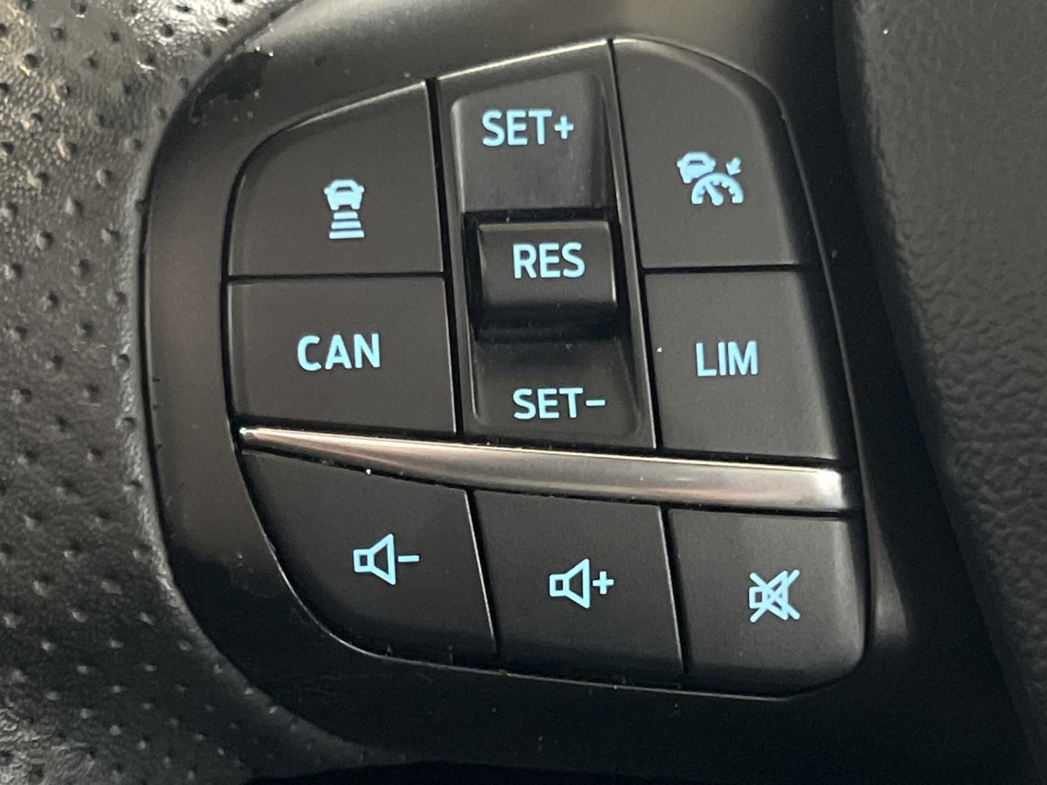 Used Ford Focus 2020 for sale - 76351750: Photo 31