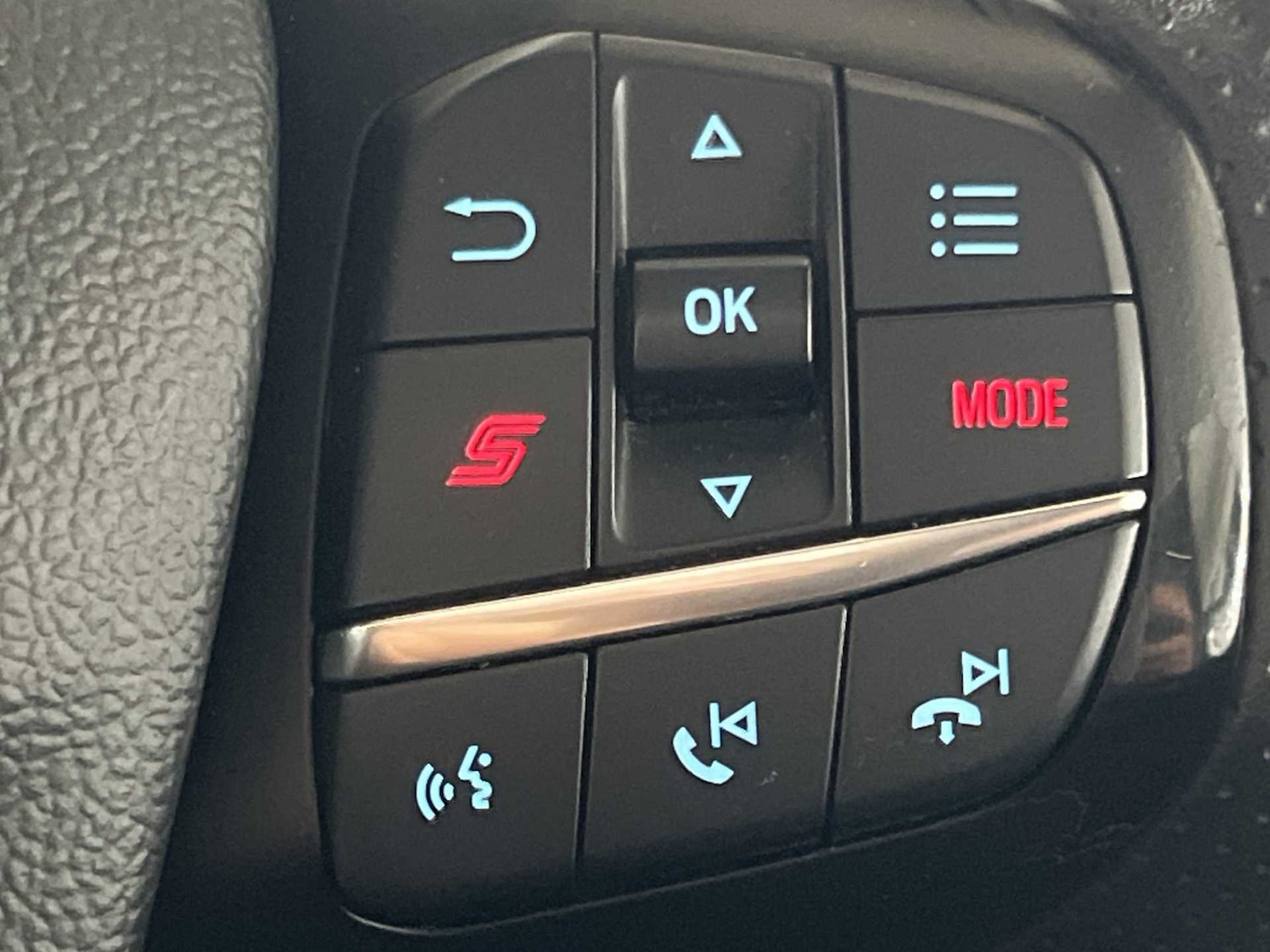 Used Ford Focus 2020 for sale - 76351750: Photo 32
