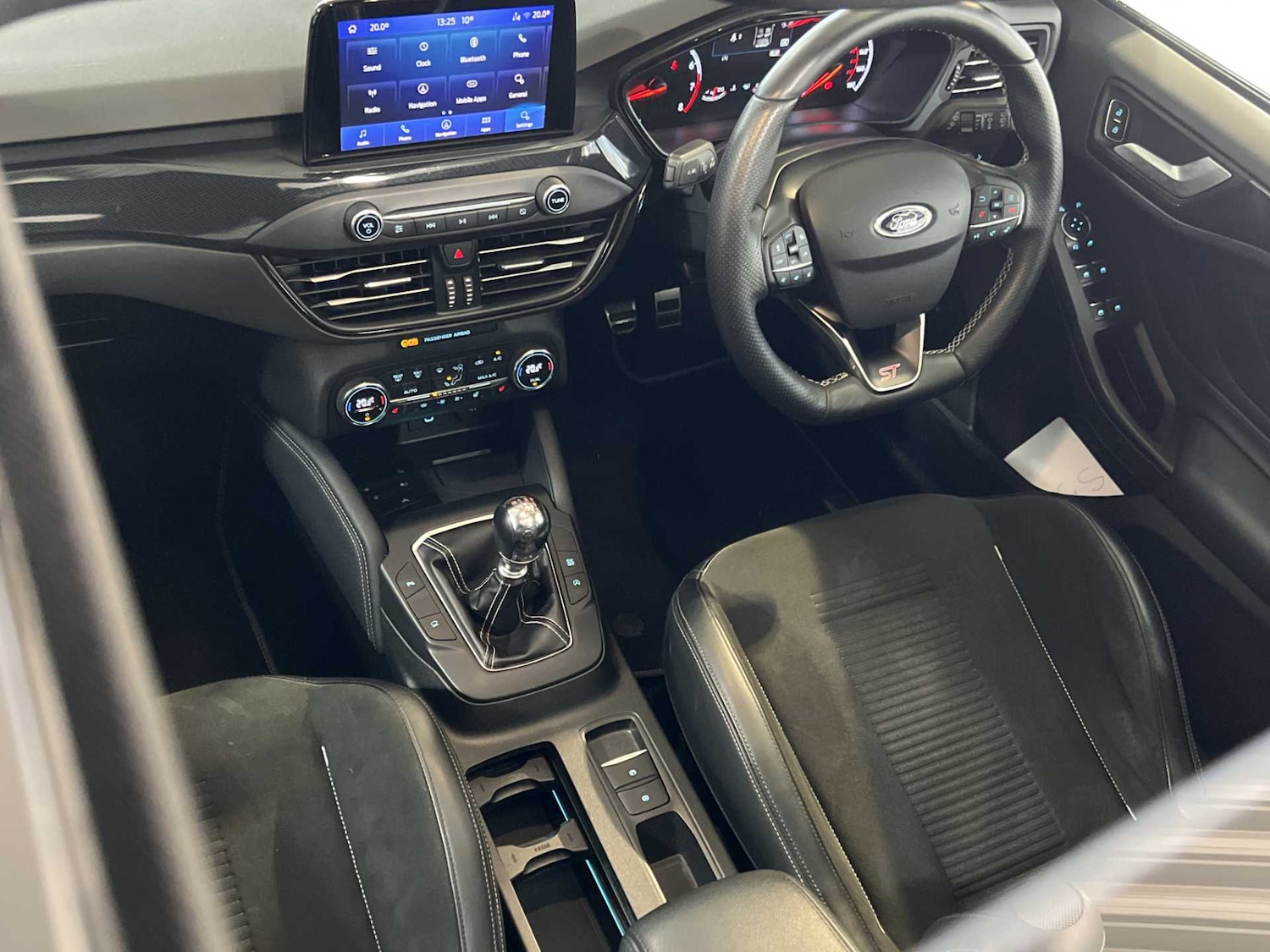 Used Ford Focus 2020 for sale - 76351750: Photo 4