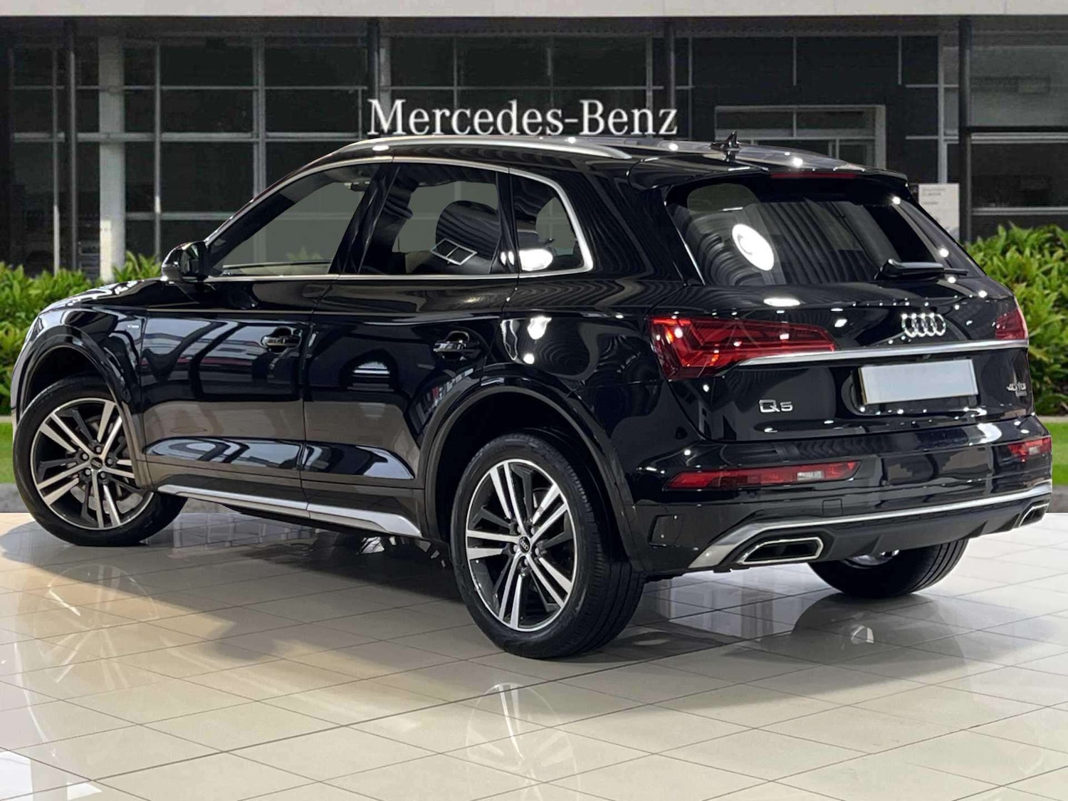 Used Audi Q5 2023 for sale - 77158549: Photo 2