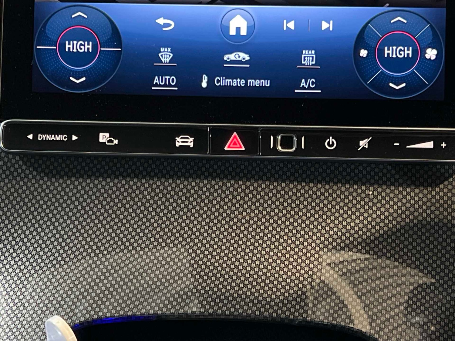 Used Mercedes-Benz GLC 2024 for sale - 76636752: Photo 21