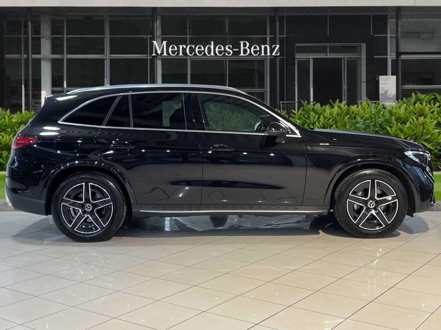 Used Mercedes-Benz GLC 2024 for sale - 76636752: Photo 5