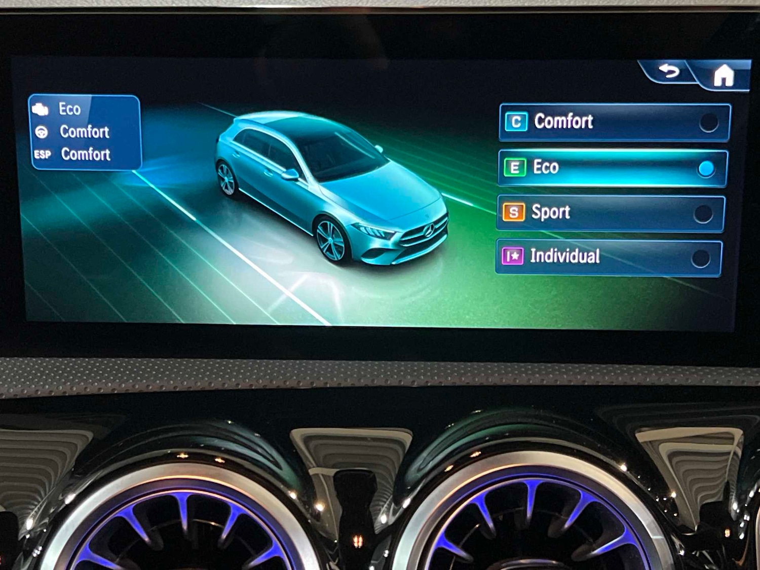 Used Mercedes-Benz A-Class 2023 for sale - 76718203: Photo 31