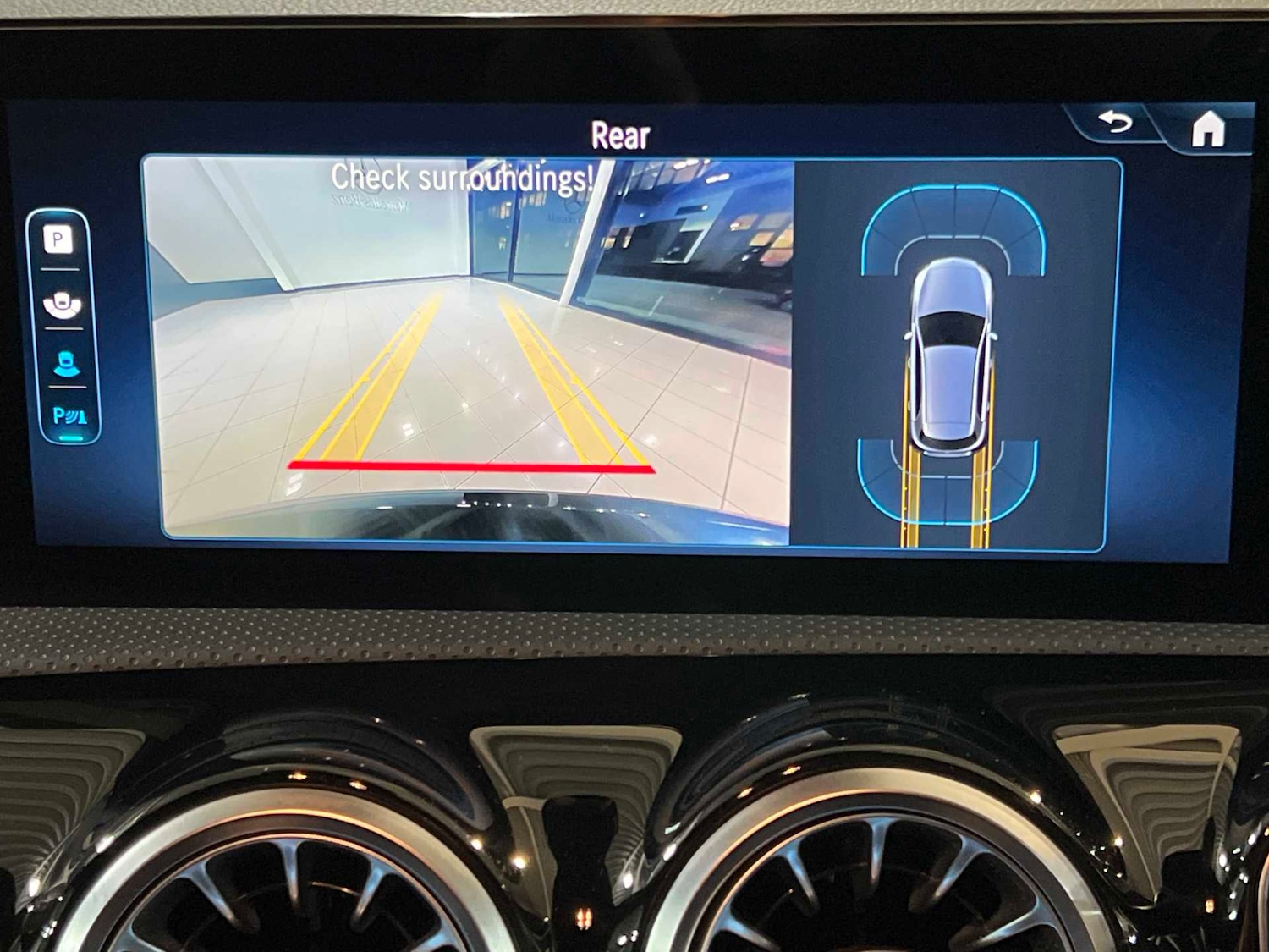 Used Mercedes-Benz A-Class 2023 for sale - 76718203: Photo 4