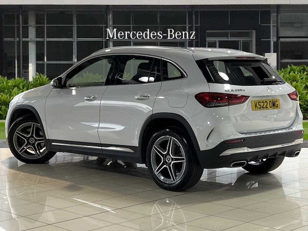 Used Mercedes-Benz GLA 2022 for sale - 75555397: Photo 2
