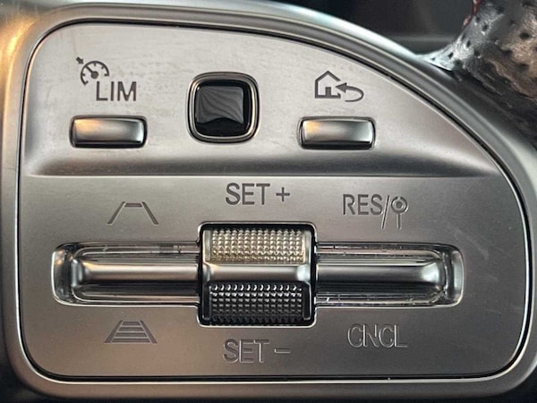 Used Mercedes-Benz GLA 2022 for sale - 75555397: Photo 32